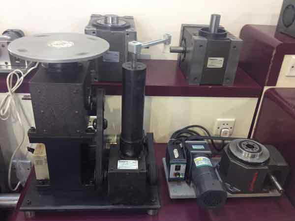 Analysis of High Speed Motion of Globoidal Cam Indexing(图1) Analysis of High Speed Motion of Globoidal Cam Indexing Machinery